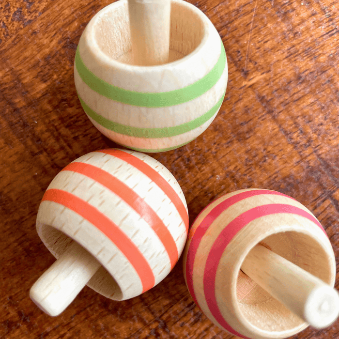 Wooden spinning top - Eco Friendly Party / Goodie Bags